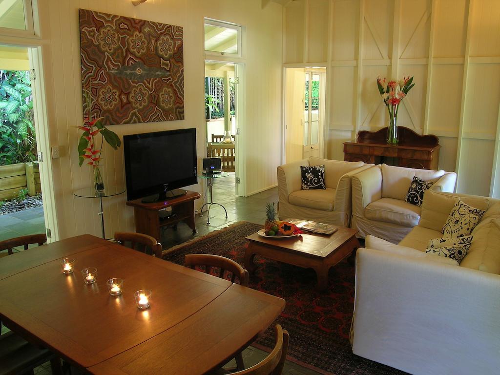Port Douglas Cottage & Lodge Bilik gambar